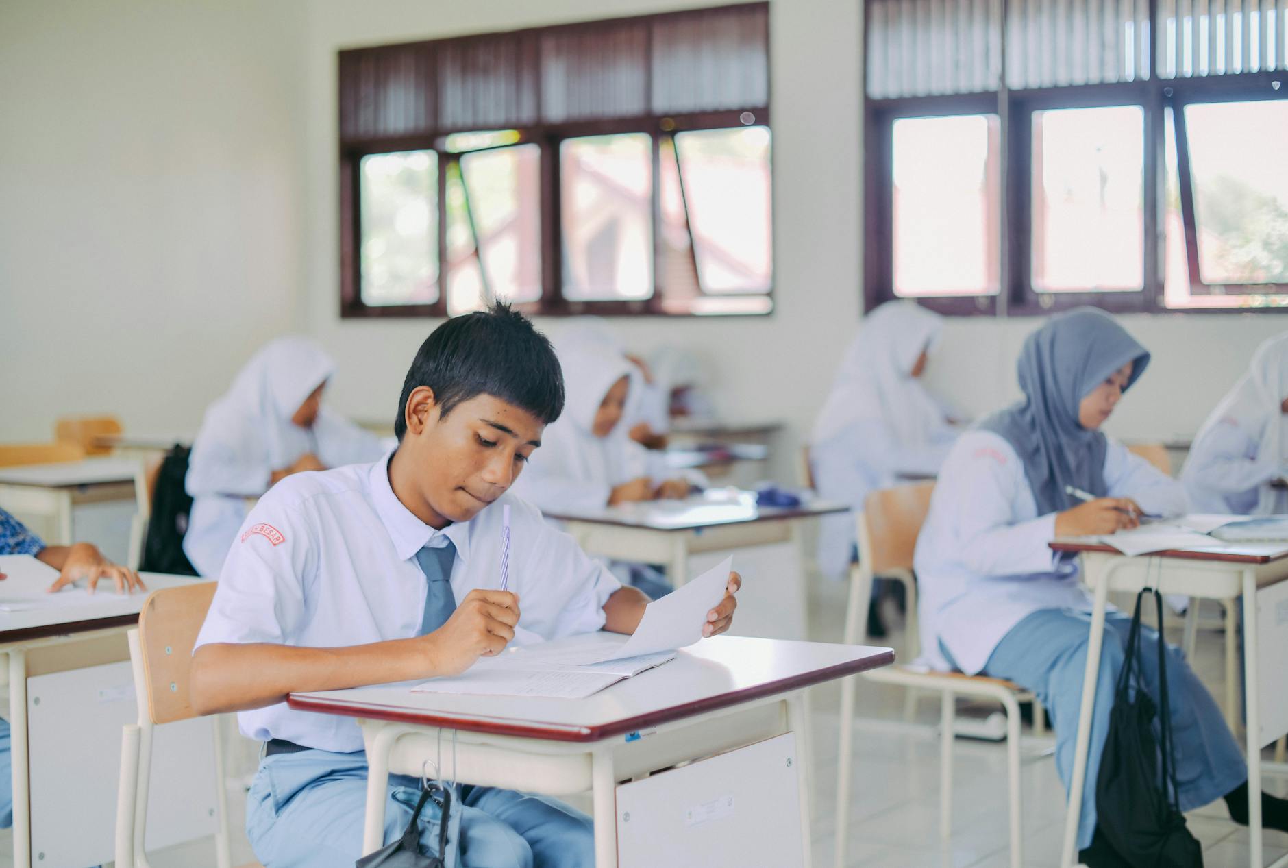 Koperasi sekolah di Jawa Timur sebagai sarana pengembangan keterampilan siswa dalam mengelola keuangan dan mempraktikkan konsep kewirausahaan